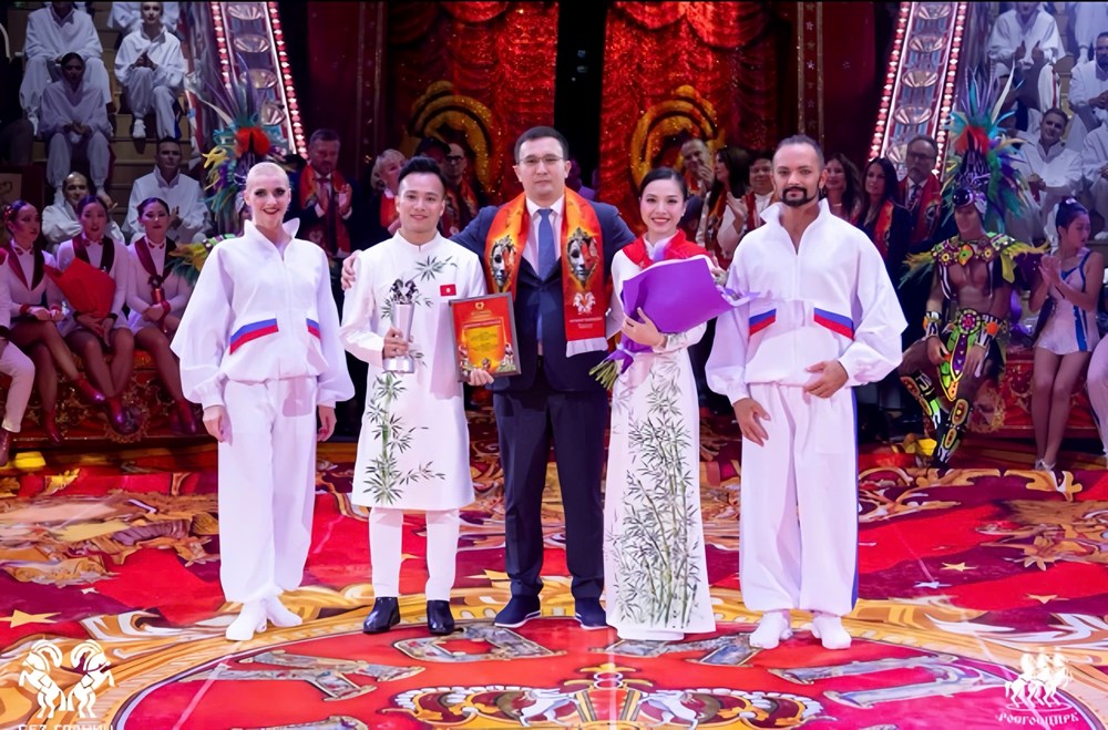 ‘Duo Love’ giành Huy chương Bạc tại Liên hoan Xiếc Quốc tế 2025